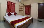 Phòng ngủ 6 Goroomgo Maa Ugratara Lodge Puri
