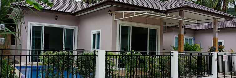 Luar Bangunan Kewalin House