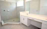 In-room Bathroom 5 Fv62888 - Solterra Resort - 6 Bed 6 Baths Villa