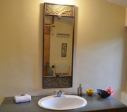 In-room Bathroom 2 Mangaal Farmstay Goa