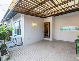 Exterior 2 AnB Pool Villa Modern 3BR at The Ville Jomtian Pattaya