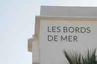 Bên ngoài Hotel Les Bords de Mer