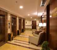 Lobby 5 Zaha Al Munawara Hotel