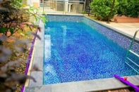 Kolam Renang Moon River Villa No 6