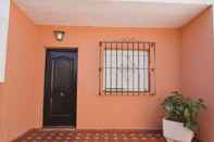 Lobi Hostal Nueva Andalucía