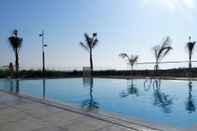 Swimming Pool Panorama Beach Apartamento Junto al Mar