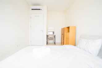 Bedroom 4 Minimalist Apartment with Sofa Bed at Parahyangan Residence