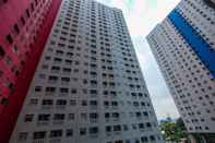 Bangunan Best Location Green Pramuka Apartment