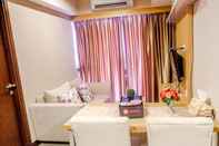 พื้นที่สาธารณะ Warm Interior Apartment near MT Haryono and Cawang