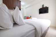 Bedroom Comfy Studio Apartment @ Green Pramuka City