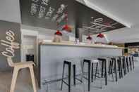 Bar, Cafe and Lounge Student Factory Aix Pont De L'Arc