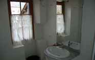 In-room Bathroom 4 Chambre d'hôtes Bleu Lavande