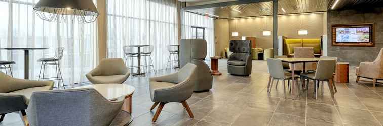 Lobby Courtyard by Marriott Southington