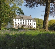 Exterior 2 Cuffern Manor