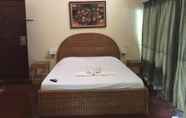 Kamar Tidur 2 Dolphinbay Beachfront & Dive Resort