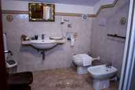 In-room Bathroom Hostaria Pettirosso