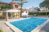 Swimming Pool Villa Santa Otilia