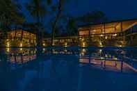 Swimming Pool Selvaje lodge Iguazu