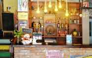 Bar, Cafe and Lounge 2 Phoenix Tree Inn