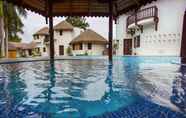 Swimming Pool 2 Nirali Resorts