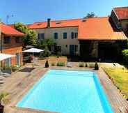 Swimming Pool 2 Chambre D'hôtes La Cour des Saligues