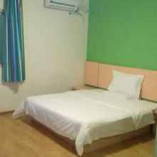 Kamar Tidur 4 7 Days Inn