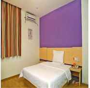 Kamar Tidur 5 7 Days Inn