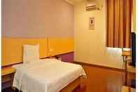 Kamar Tidur 7 Days Inn