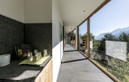 Exterior 2 Hotel Arnica Scuol - Adults only