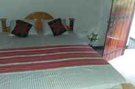 Kamar Tidur Ella camping Resort