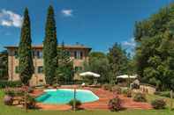 Swimming Pool Tenuta Santa Trice