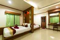 Bedroom Sleep In Lanta Resort