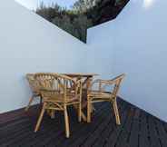 Ruang untuk Umum 4 Beach House by Azores Villas