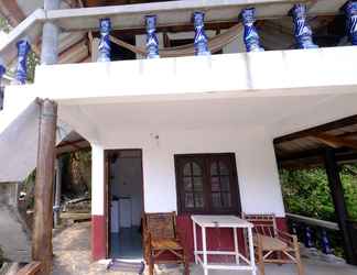 Exterior 2 Silver Cliff Bungalows