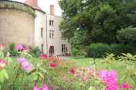 Common Space B&B Le Château de Morey