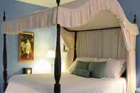 ห้องนอน Inn at Monticello