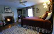 ห้องนอน 6 Inn at Monticello