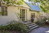 Exterior Bygone Beautys Cottages - Bronte Cottage