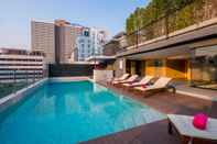 Swimming Pool GLOW Sukhumvit 5 by Centropolis