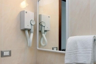 In-room Bathroom Al Sole Albergo Ristorante