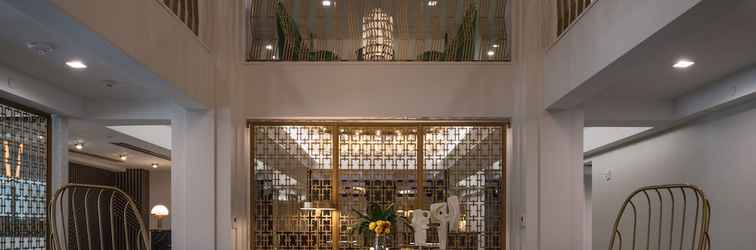 Lobby Tulsa Club Hotel, Curio Collection by Hilton