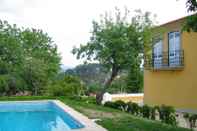 Swimming Pool Apartment With one Bedroom in Valpedre, With Shared Pool and Balcony