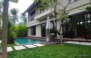 Swimming Pool 4 Amanda Ubud Villa