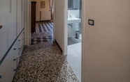 In-room Bathroom 2 Villa Montale Apartment I Limoni