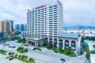 Bangunan Eastern Five Continents Hotel