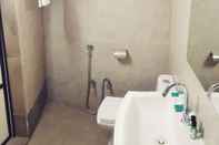 In-room Bathroom Hiriz Seabreeze Resort