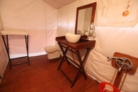 In-room Bathroom Hiriz Gorewali Resort