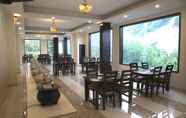 Restaurant 3 Katoch Grand By Vivaan