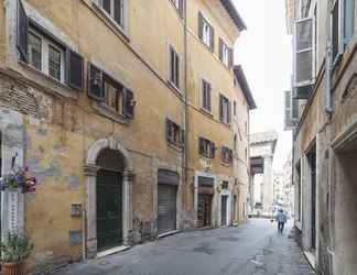 Exterior 2 Pantheon Charming Apartment