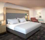 Bedroom 5 Holiday Inn Edmonton South - Evario Events, an IHG Hotel
